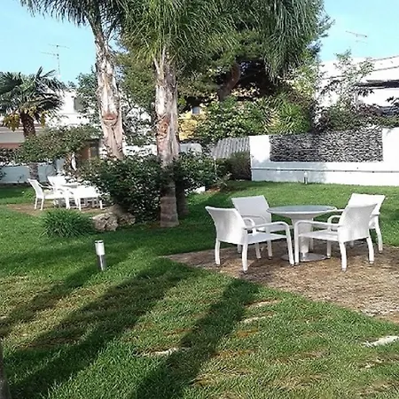 Monolocali Residence Petraroli By Salentolimit Porto Cesareo Exterior photo